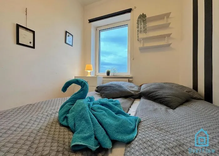 Swan Room -15 Minutes To Gdansk Old Town & Seaside